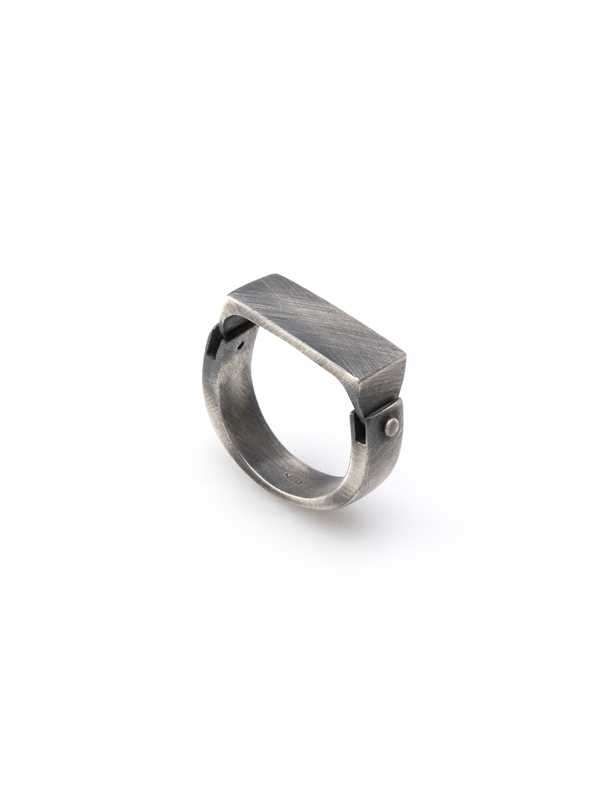 Connected Ring Silver