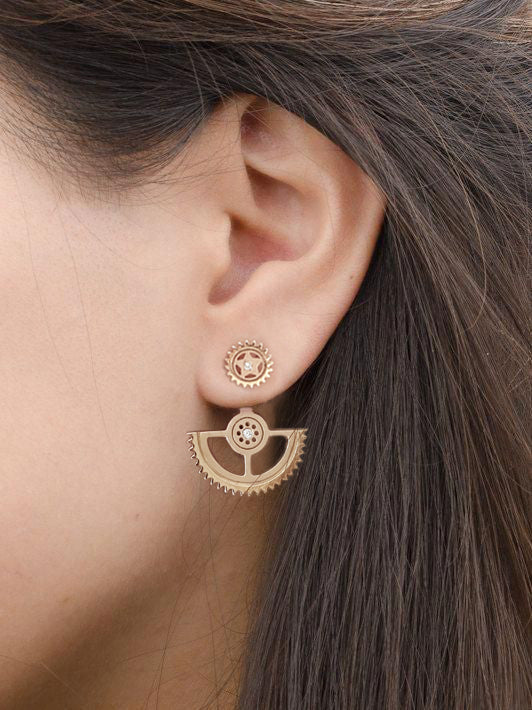 Uno Gear Earring With Extension (Mismatched) - Gold Diamond